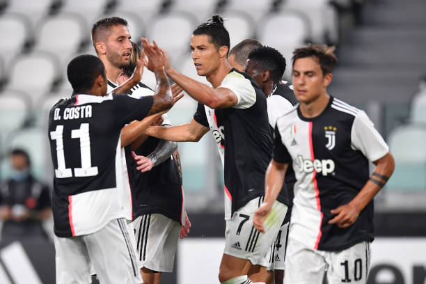 cristiano-ronaldo-of-juventus-celebrates-his-goal-from-the-penalty-picture-id1223044568