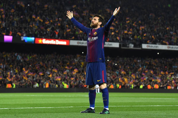lionel-messi-of-barcelona-celebrates-after-scoring-his-sides-second-picture-id955410340