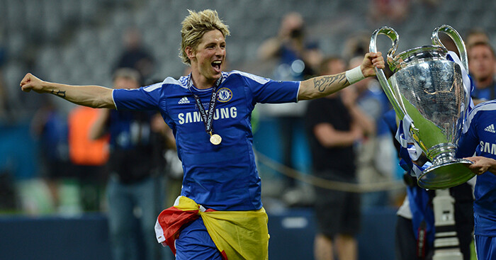 Fernando-Torres-Chelsea-Champions-League-trophy
